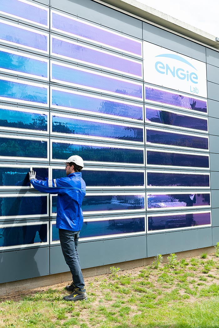 Building that reads Building that reads